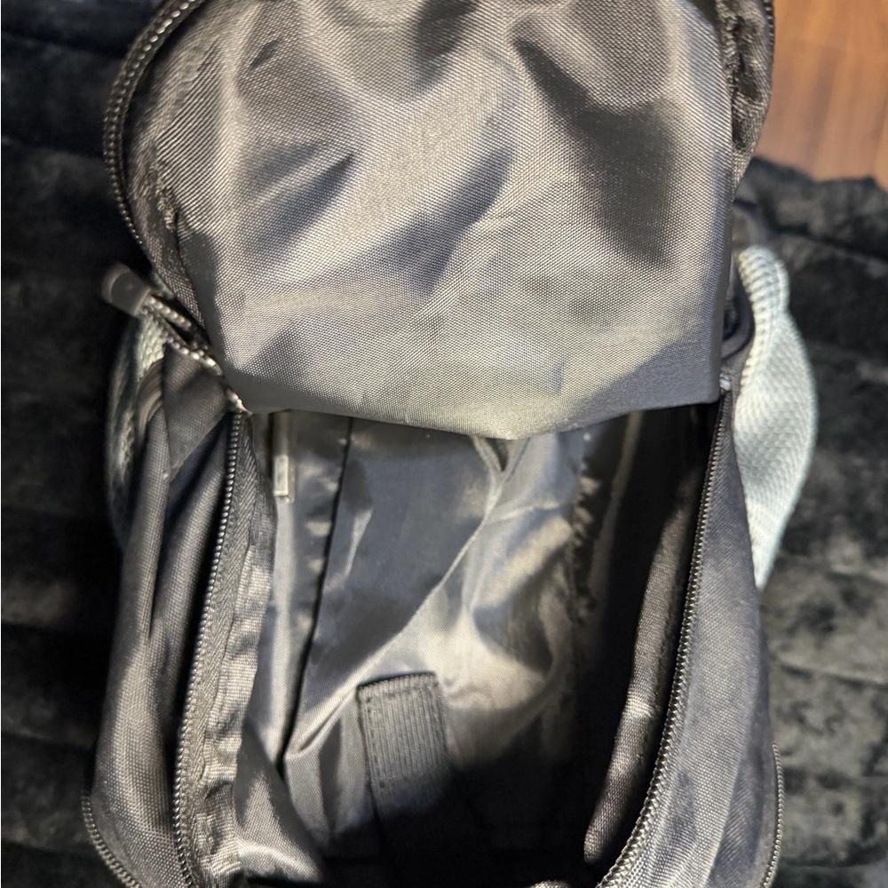 Universal Studios Black Travel Mini Backpack  with Crossbody option - Picture 8 of 8